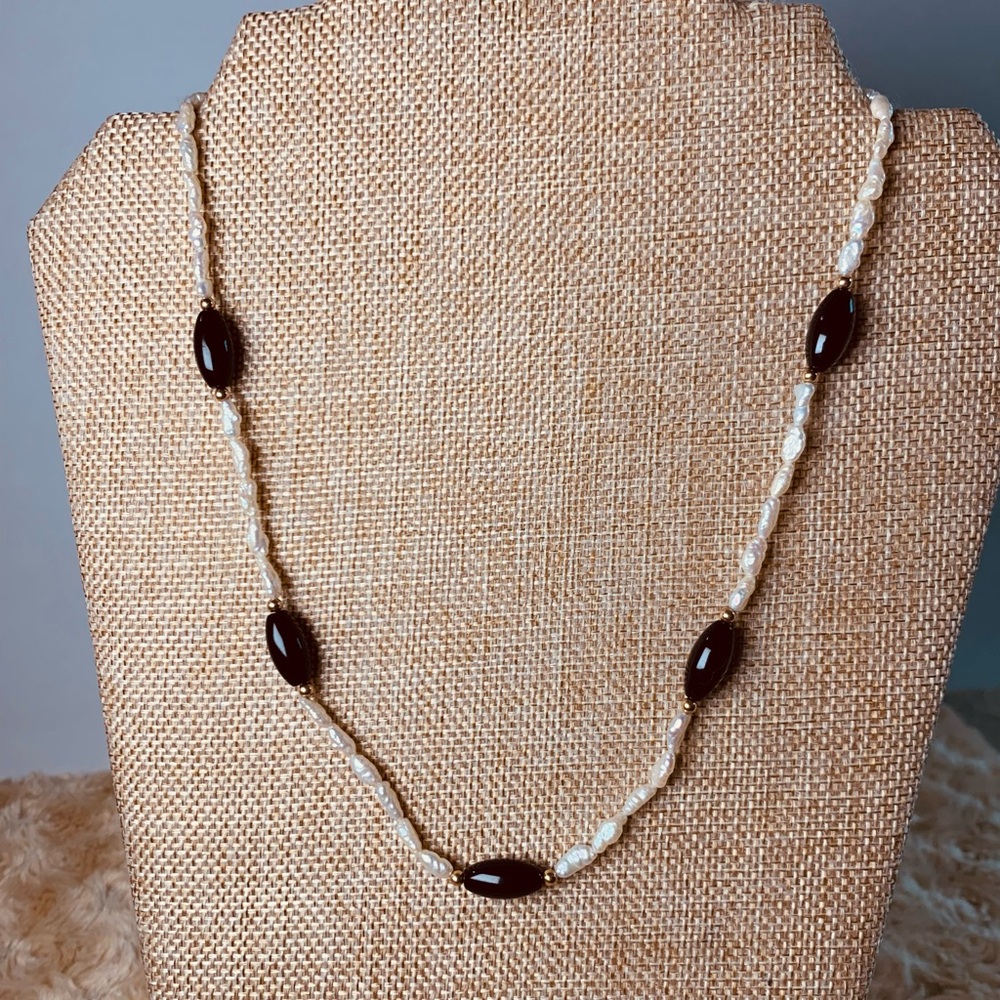 14K Yellow Gold Freshwater Rice Pearl Onyx Beaded Station Necklace